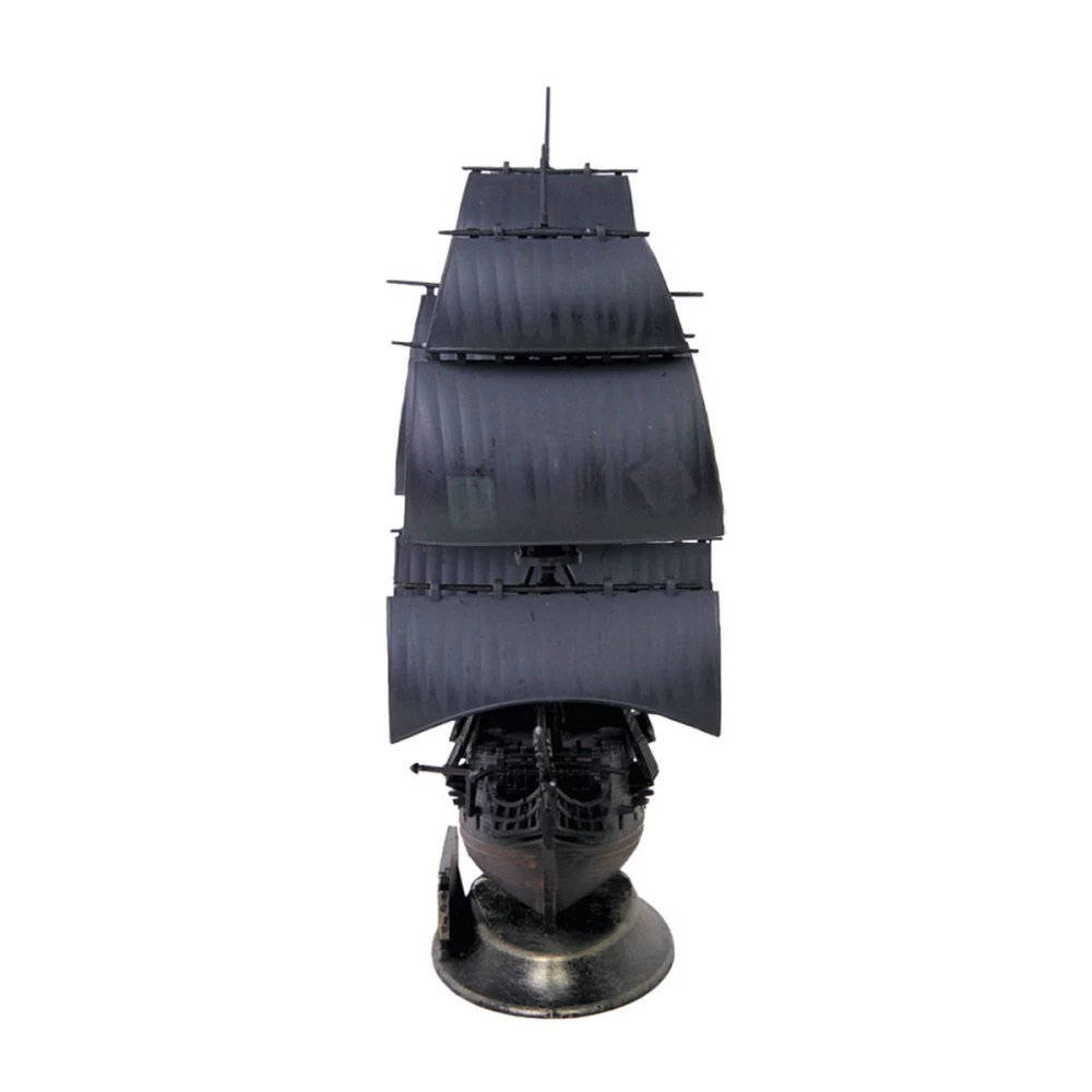 Assembly model Black Pearl pirate ship of Henry Morgan