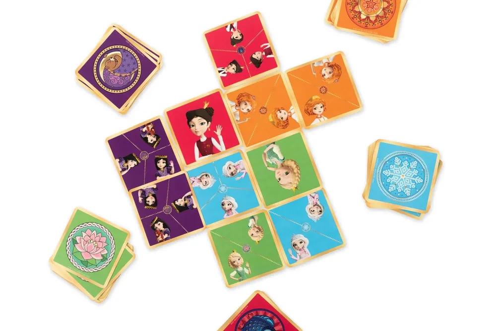 Board Game - Princesses. Magic Mirrors