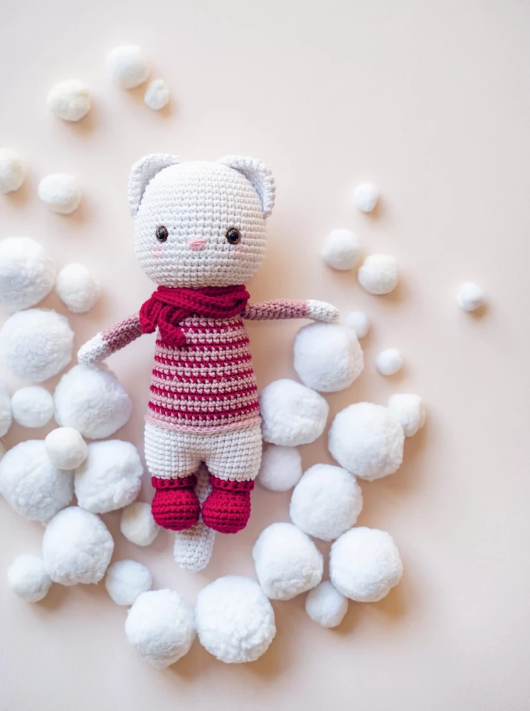 Amigurumi Darlings. 15 Charming Crochet Toys