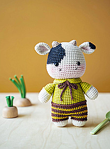 Amigurumi Darlings. 15 Charming Crochet Toys