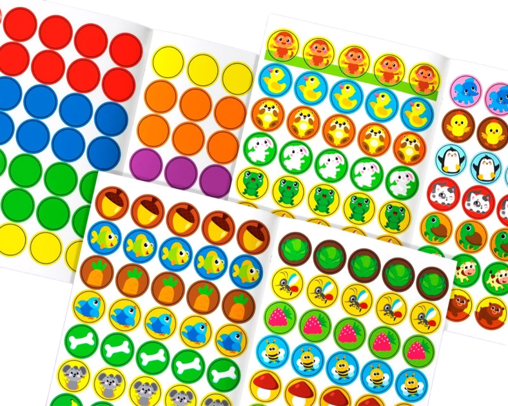 Set of Circle Stickers - Colors. Babies and Mommies, Who Eats What?