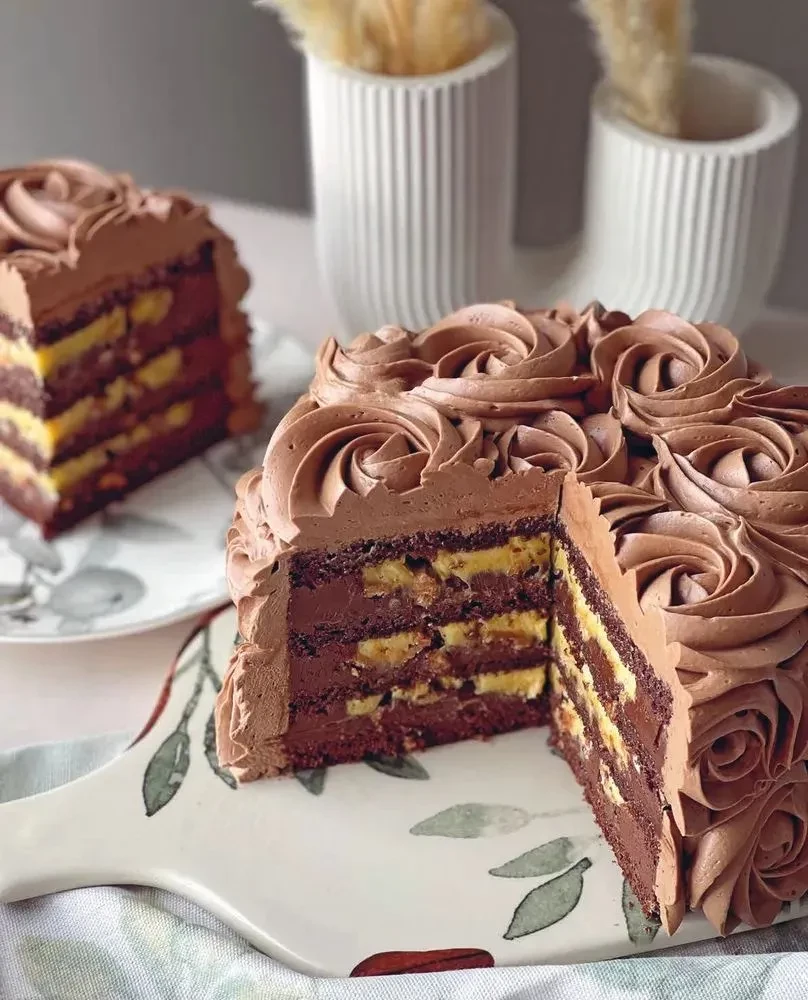 Your Ideal Cake. How to Bake, Assemble and Decorate the Cake of Your Dreams